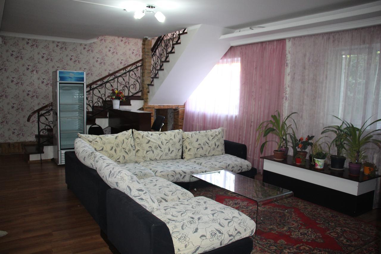 Dream Hostel Шымкент Экстерьер фото